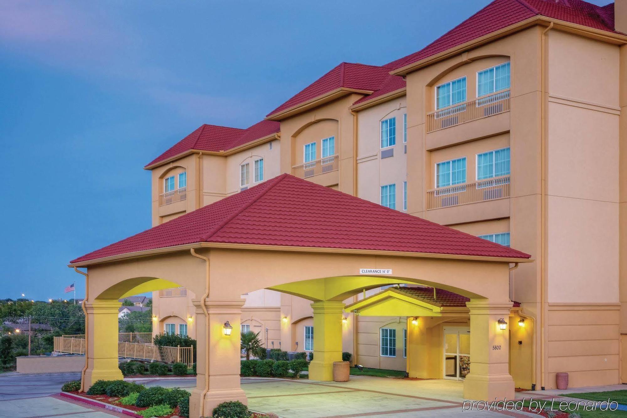 La Quinta By Wyndham Fort Worth - Lake Worth Exterior photo